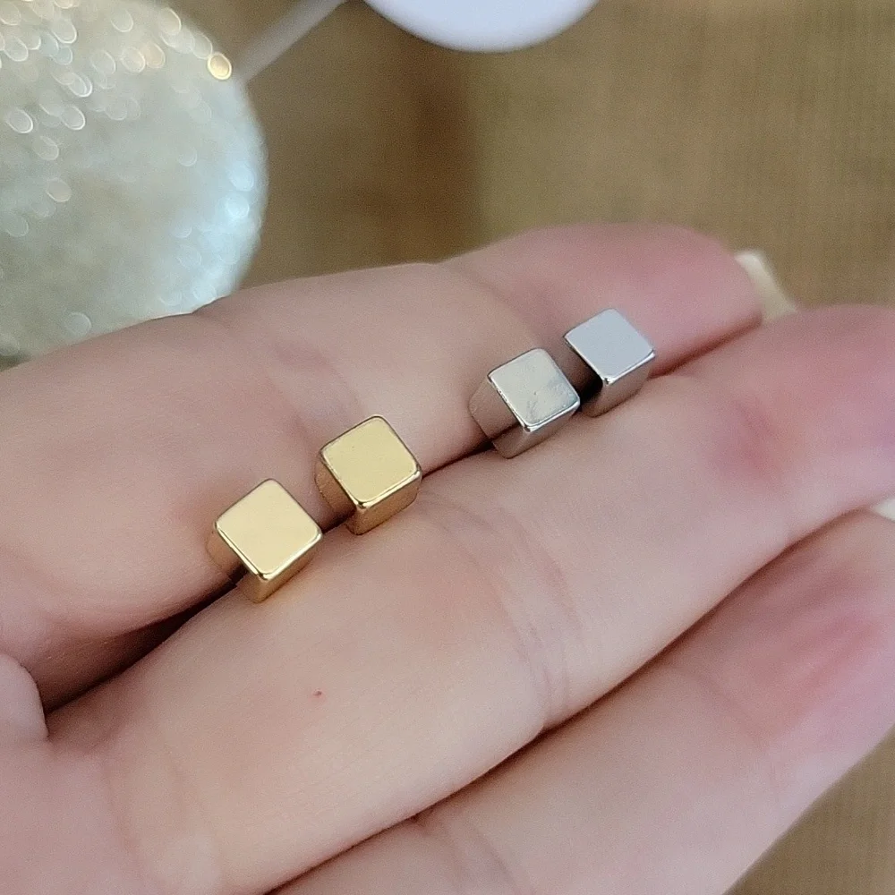 CLASSIC CUBE STUD EARRINGS, Choice of Color